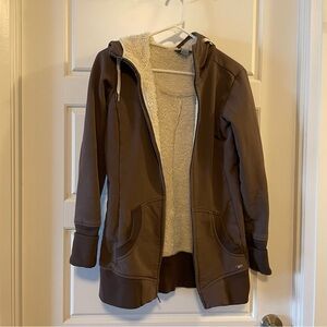 Mountain Equipment Co-op Water Resistant Jacket in XS